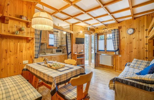 Antagnod Apartment | Cozy apartment in Ayas with kitchenette