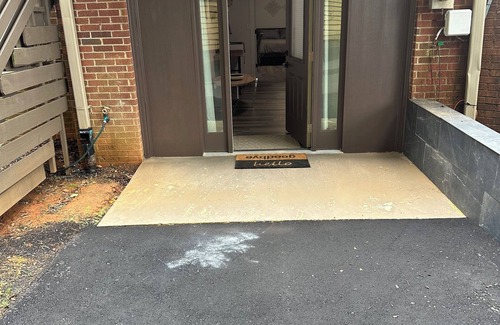 Conover Apartment | Cozy apartment in delightful Conover with AC, WiFi