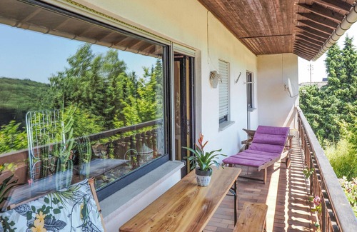 Grenderich Apartment | Cozy apartment in Grenderich with WiFi
