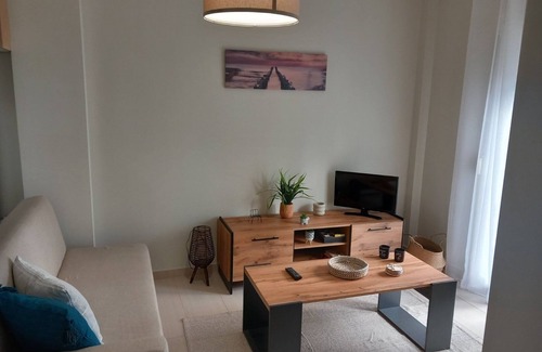 Kalamaria Apartment | Cozy apartment in Kalamaria close to the beach(Pet friendly!)