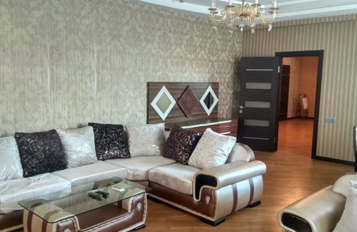 Nasimi Apartment | Cozy apartment in heart of city