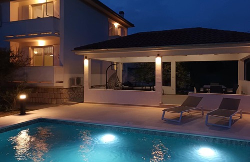 Kampor Apartment | Cozy apartment in Kampor with WiFi