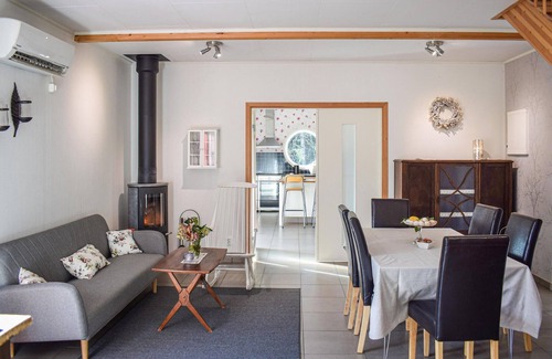 Langaryd Apartment | Cozy apartment in Långaryd with WiFi