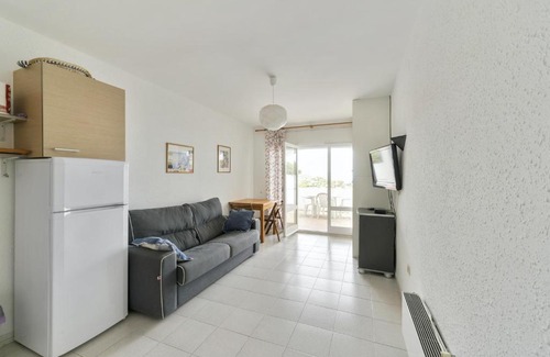 Llanca Apartment | Cozy apartment in Llançà 30 m² with sea view