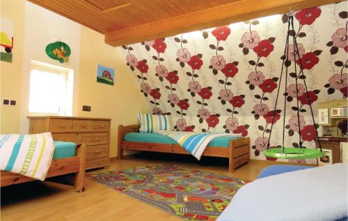 Meisburg Apartment | Cozy Apartment In Meisburg With Wifi