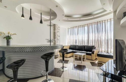 Dnipro Apartment | Cozy Apartment in Most City Center