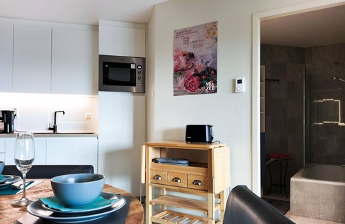 Mariakerke Apartment | Cozy apartment in Oostende with WiFi