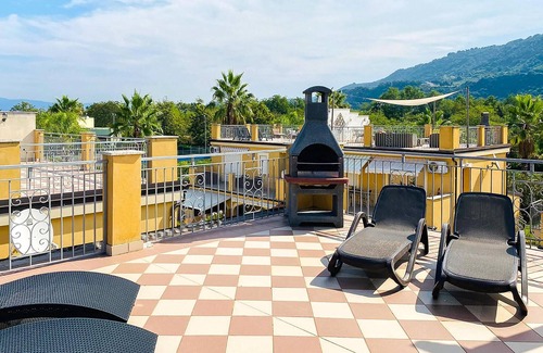 Pizzo Apartment | Cozy apartment in Pizzo with WiFi