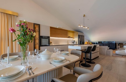 Povljana Apartment | Cozy apartment in Povljana with WiFi
