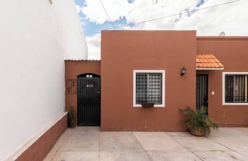 Hermosillo House | Cozy Apartment in Real del Llano, 2 Bedrooms with Garden