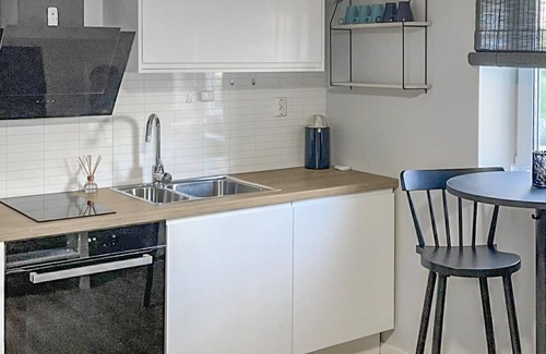 Fredrikstad Apartment | Cozy apartment in Rolvsøy with kitchen