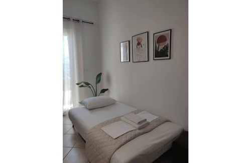 Mires Apartment | Cozy apartment in the city center, super close to great beaches