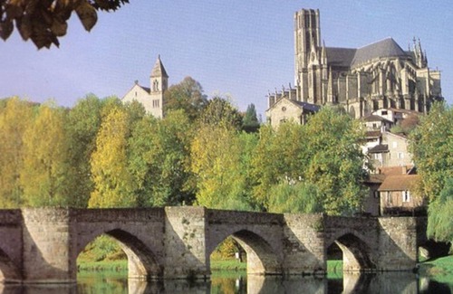 Limoges Apartment | Cozy apartment in the heart of Limoges