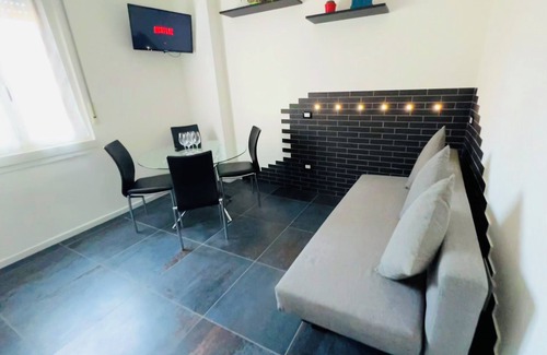 Sud-Est Apartment | Cozy Apartment in Verona n10-minute walk from the station n2 km from the Arena