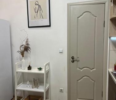Prospekt Svobody Apartment | Cozy apartment near the Lviv National Opera