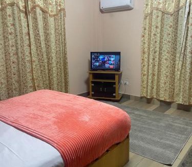 New Cairo Apartment | Cozy apartment on South 90th St Front of Dusit Thani Hotel
