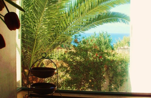 Lagoa Apartment | Cozy apartment on the south coast with sea views