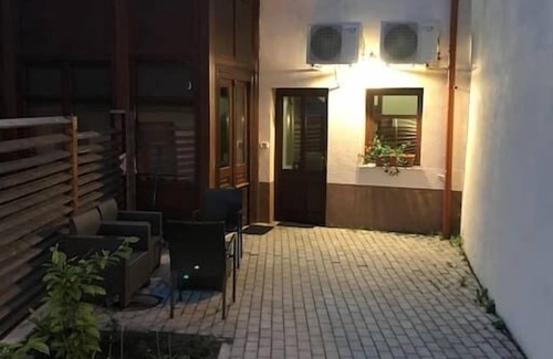 Brasov House | Cozy Apartment - Residence in Brasov's Historical Center - Free Parking