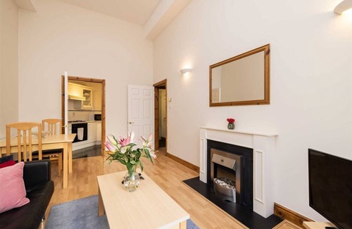 Ballybrack Apartment | Cozy Apartment Steps from Everything - Heart of Dublin