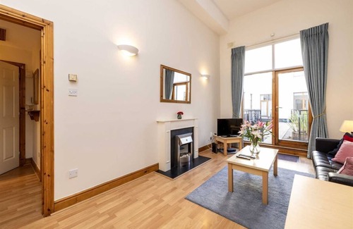 Ballybrack Apartment | Cozy Apartment Steps from Everything - Heart of Dublin