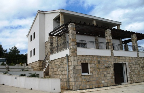 Rogac Apartment | Cozy apartment-studio for two guests on island Šolta,Rogač