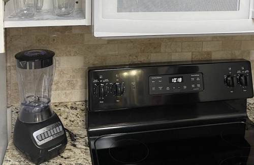 Egypt Lake-Leto Apartment | Cozy apartment w/pool and just 6 mins away from Raymond James Stadium