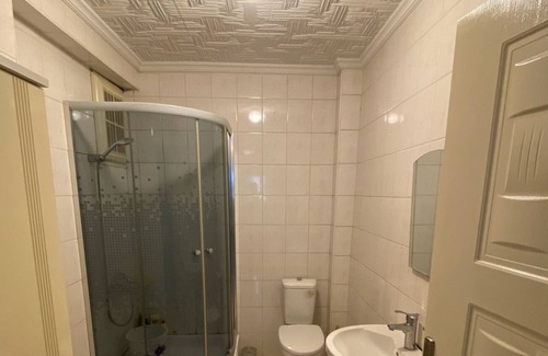 Uludag House | Cozy Apartment with Easy Transport in Istanbul