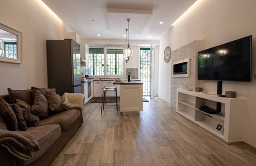 Monteverde Nuovo Apartment | Cozy apartment with garden equipped with every comfort 10min from the center