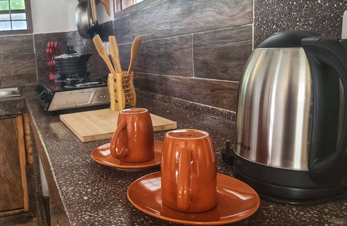 Jambiani Apartment | Cozy Apartment with Veranda and pool- Daima Chini