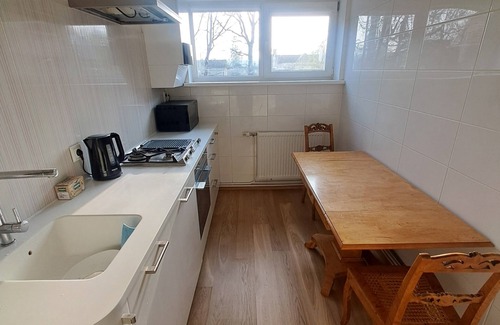Jurmala Apartment | Cozy apt, 100m beach, AC, workstation, balcony, backyard, self check-in, yogamat