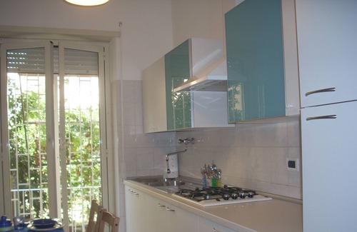 Quartiere XXXIV Lido di Ostia Levante Apartment | Cozy Apt for 4/6 persons near the sea well linked with the center of Rome