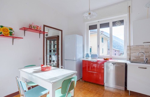 Barni Apartment | Cozy apt with 2 bedrooms, balcony!