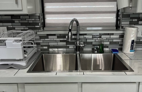 West Monroe Apartment | Cozy atmosphere 5 minutes to Sports complex, Expo center and downtown.