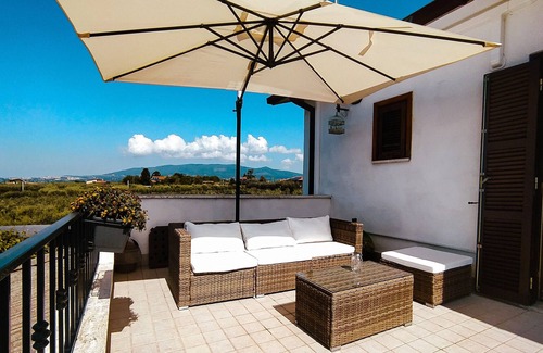 Giulianello Bed & Breakfast | Cozy B&B in the countryside with BBQ area and swimming-pool - Pet-friendly