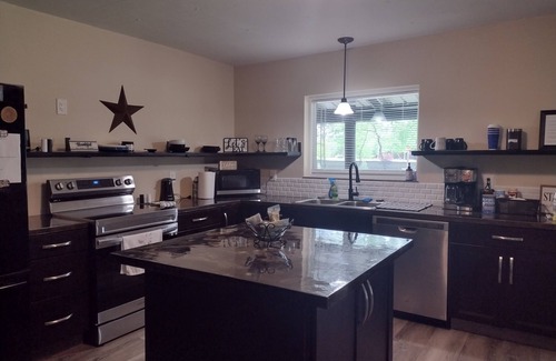 Verdigris House | Cozy Barndominium near Will Rogers Downs and Highway 44. Quiet country setting