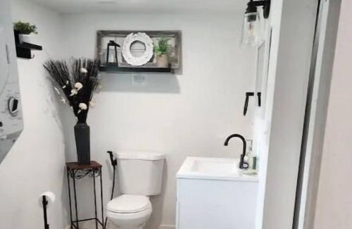Forest City House | Cozy basement for a comfy stay