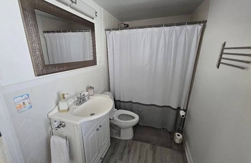 West Haven Apartment | Cozy Beach Apartment Just 2 Blocks from the Ocean