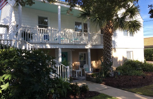 South Harbor Island Cottage | Cozy Beach Cottage on South Harbor Island, Water Views, Wrightsville Beach, NC