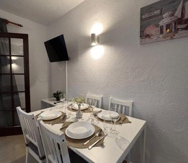 Son Xoriguer Apartment | Cozy Beach Flat-4min to Sea