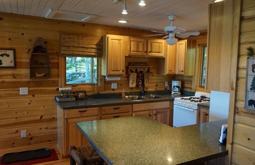 St Germain Cabin | Cozy beachfront 2-bedroom cabin located on Little Saint Germain Lake