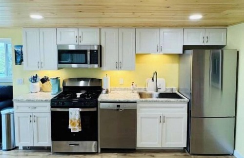 East Sullivan Apartment | Cozy beachfront large apartment just a 20-minute drive to Schoodic Peninsula