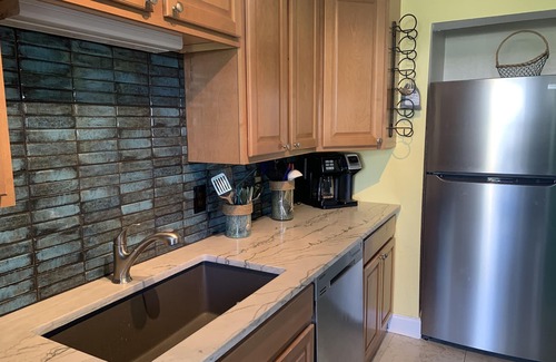 Port Canaveral Condo | Cozy Beachside Condo 2 Minute Walk to Beach