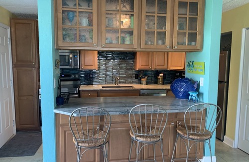 Port Canaveral Condo | Cozy Beachside Condo 2 Minute Walk to Beach