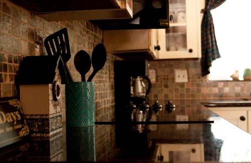 Mariposa Cabin | Cozy Bear Hollow " Cozy, rustic charming, a great value"