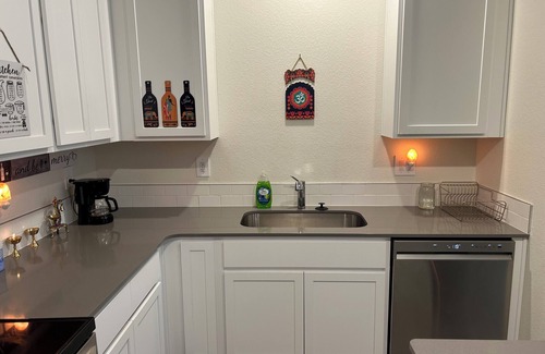 Fort Lupton House | Cozy bedroom in a townhome in Fort Lupton with AC, WiFi
