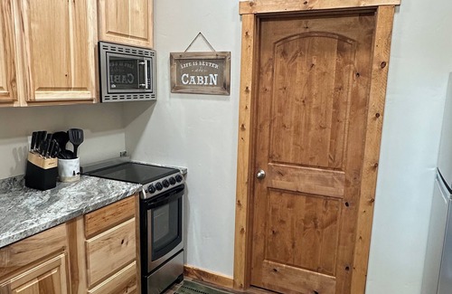 Island Park Cabin | Cozy brand-new 2-bedroom cabin in adorable Island Park near Yellowstone