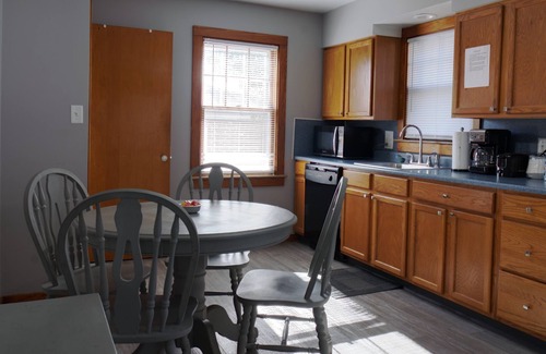 Springfield House | COZY BUNGALO