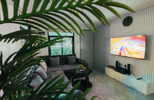 Angeles City House | Cozy Bungalow with Jacuzzi