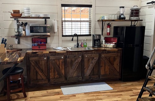 Townville Cabin | Cozy Cabin 5/Lake Hartwell/Green Pond & Broyles Lndgs/Covered Shelter for Boat