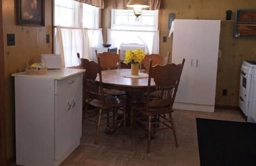 Adair Cabin | Cozy Cabin Getaway